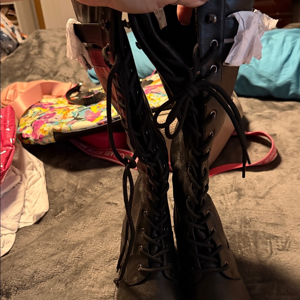 Dream Pairs Black Lace-Up Women's Boots